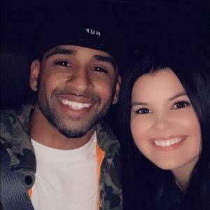 Meet your Posher, Lara